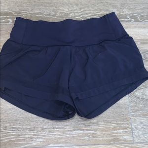 High rise lululemon size 6 shorts